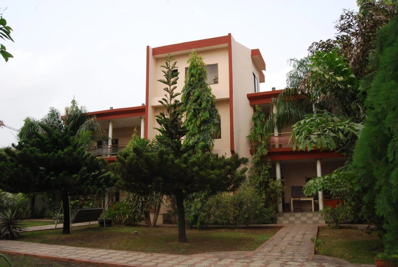 Villa moderne à vendre derrière l'hôpital de Mennontin à Cotonou